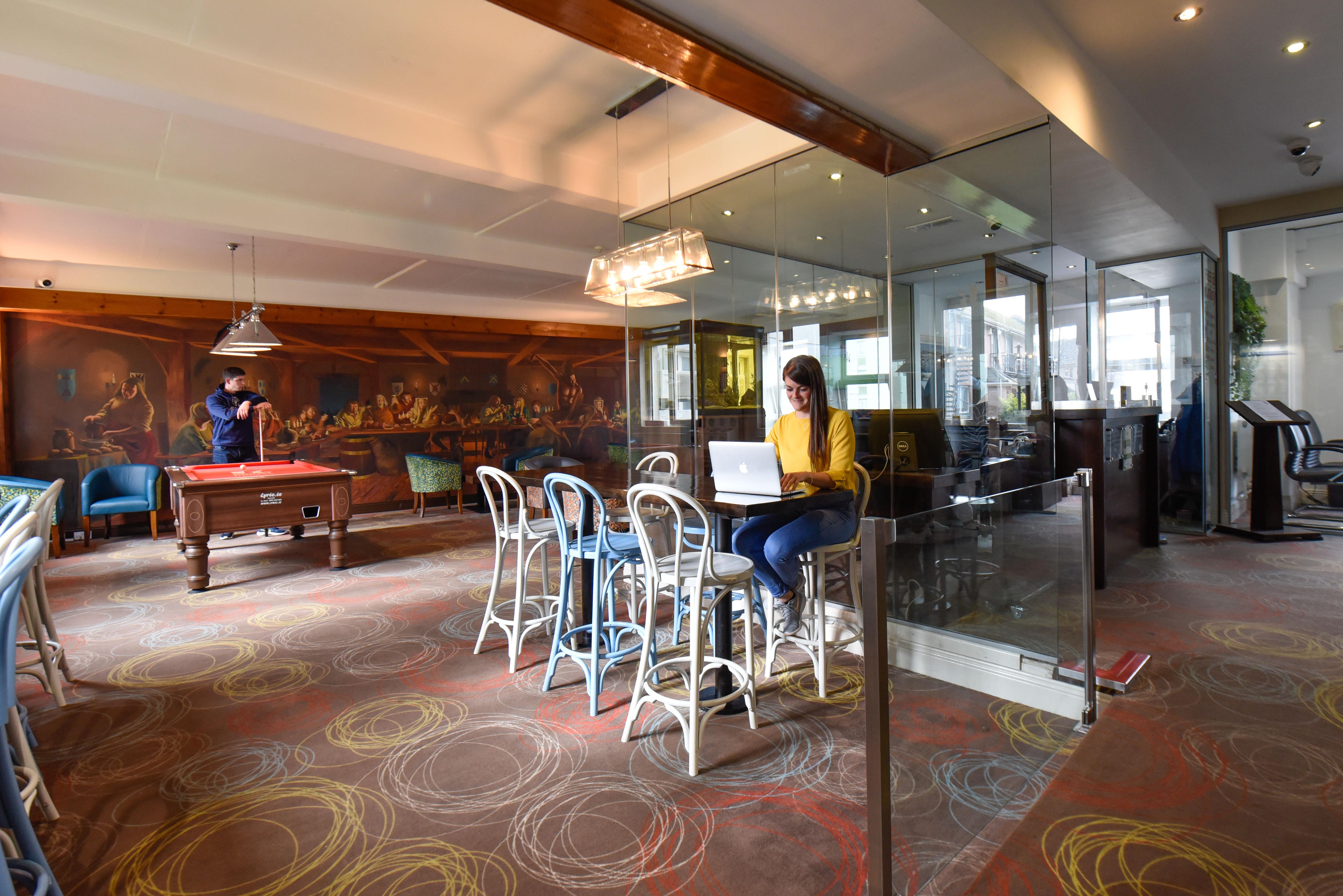 Kinlay Hostel Eyre Square Galway Kültér fotó