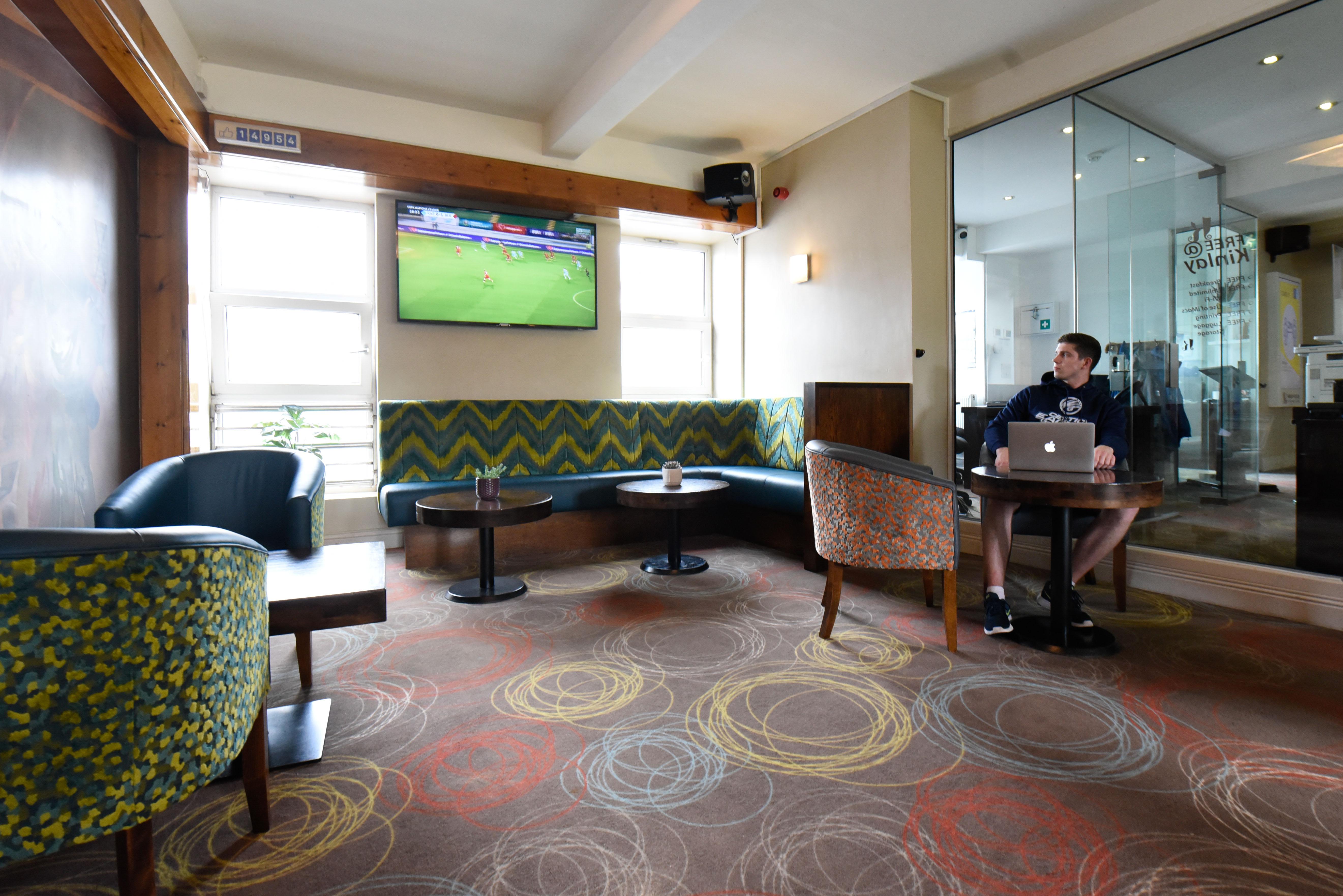 Kinlay Hostel Eyre Square Galway Kültér fotó