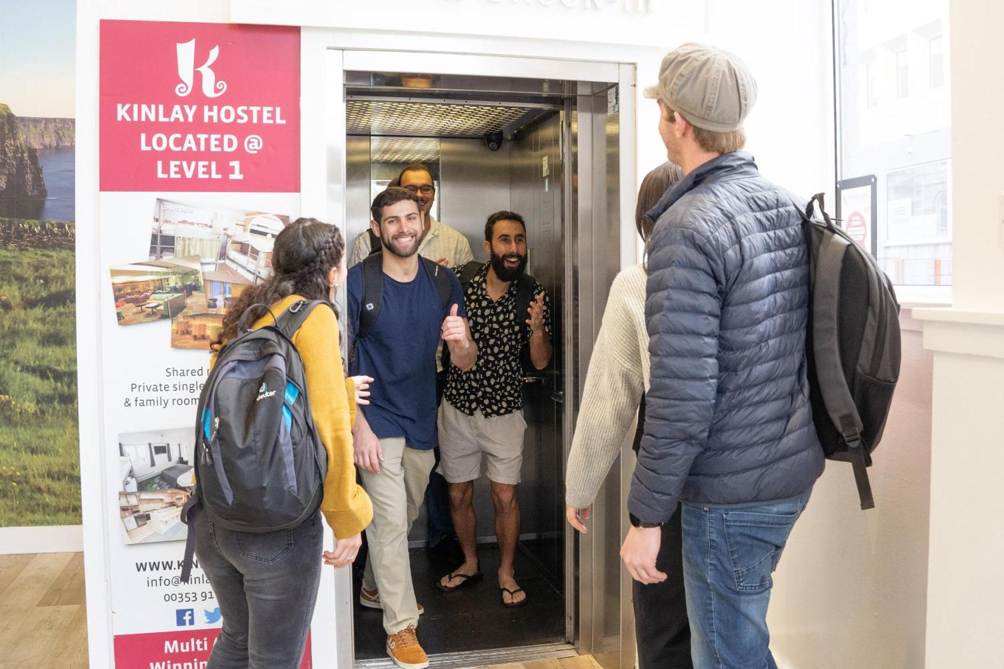 Kinlay Hostel Eyre Square Galway Kültér fotó