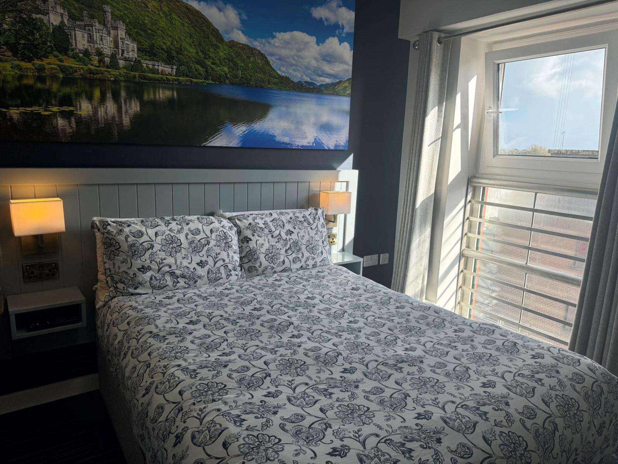Kinlay Hostel Eyre Square Galway Kültér fotó