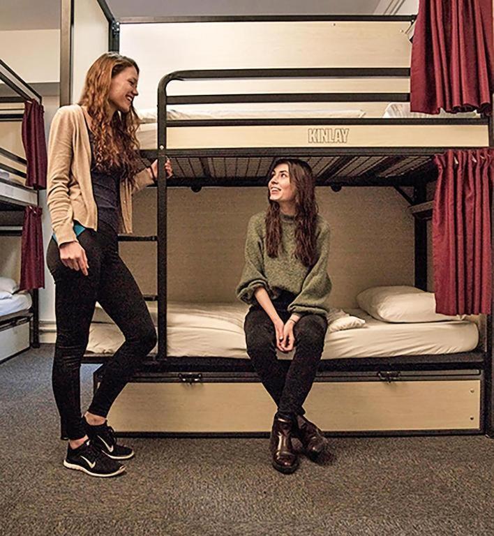 Kinlay Hostel Eyre Square Galway Kültér fotó